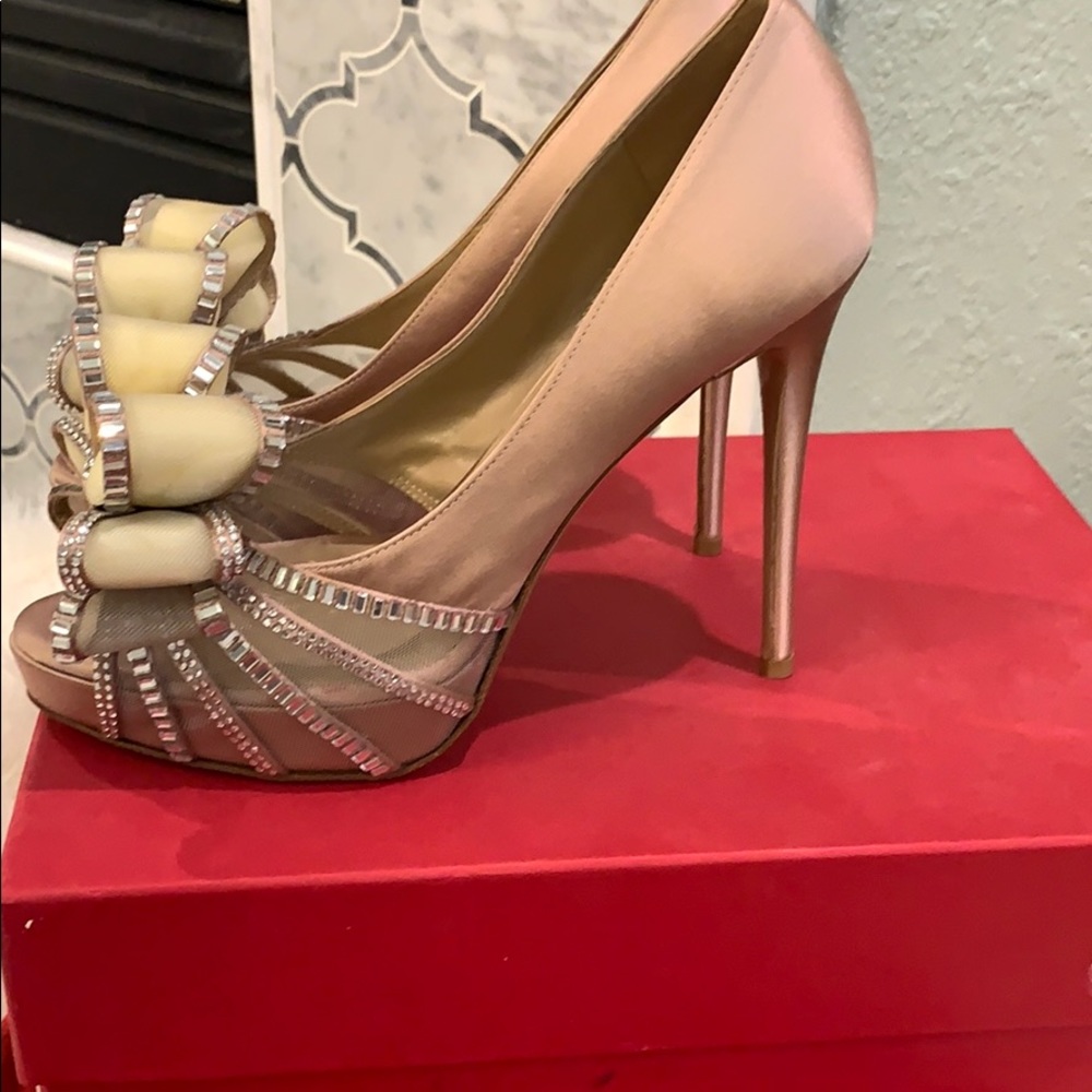 Valentino Jeweled Bow Sandals Blush Pink - Picture 3 of 7